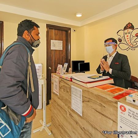 Oyo Hotel Apple Inn Сурат Екстер'єр фото